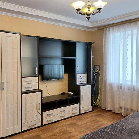 Апартаменты, 2 комн. 6 мест Кропивницький Екстер'єр фото